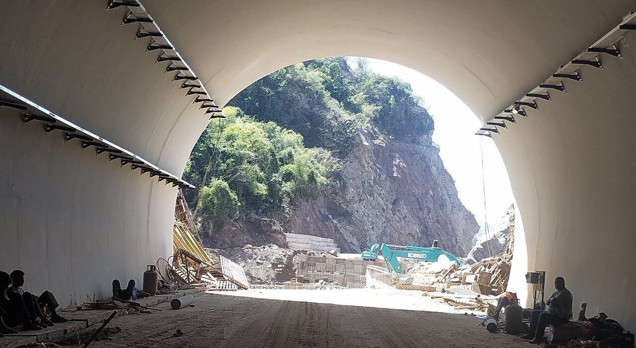 kiratpur manali tunnel