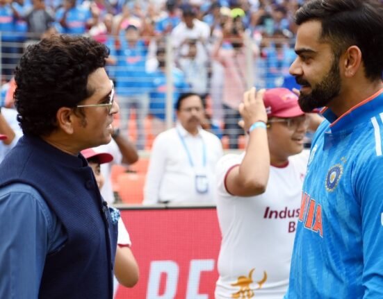 Virat-Kohli-AND-Sachin-Tendulkar